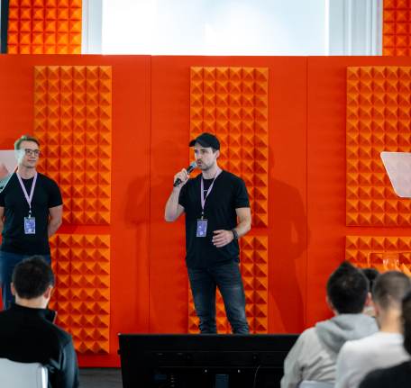 Y-Combinator